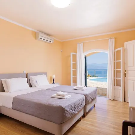 Villa Yolanda By *